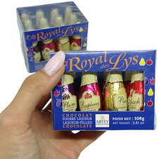 Modrá bedýnka s čokoládovými lahvičkami 108 g